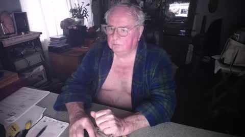 Snapshot of exceos chatting on 03.02.25 EXCEOS online show from 03.02.25