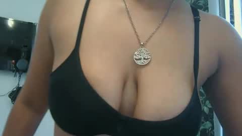 Snapshot of exclusivecourtney chatting on 03.02.26 courtney online show from 03.02.26