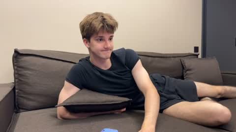 Snapshot of exclusiveflexboy chatting on 06.20.26 exclusiveflexboy online show from 06.20.26