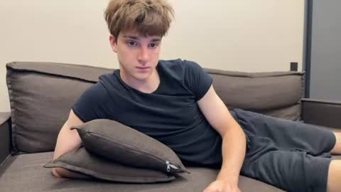 Snapshot of exclusiveflexboy chatting on 06.29.26 exclusiveflexboy online show from 06.29.26