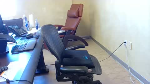 exhibitman69_ldb online show from 12.02.25