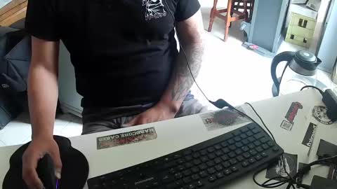 Snapshot of exibdevil chatting on 12.28.24 Gio online show from 12.28.24