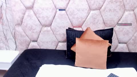 Alison online show from 10.17.25