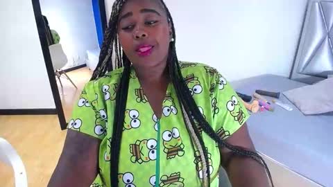 exotic_karmella online show from 10.06.25