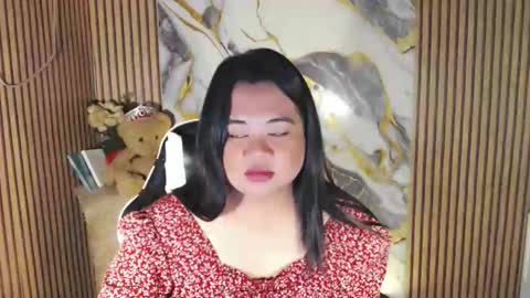 SHANTAL MARIE online show from 02.05.26