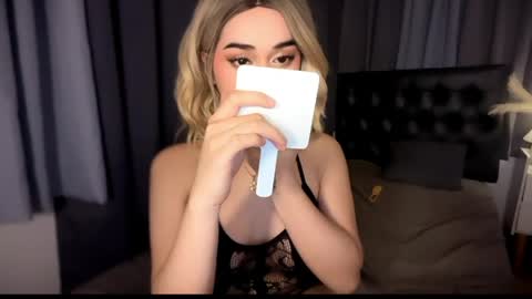 Snapshot of expensivets_chloe chatting on 06.03.26 chloee online show from 06.03.26