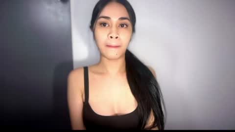 Snapshot of expensivets_chloe chatting on 07.17.26 chloee online show from 07.17.26