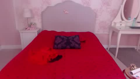 Alana online show from 11.30.25