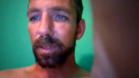 Snapshot of experttreecompany chatting on 02.25.26 experttreecompany online show from 02.25.26