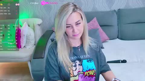 Anna online show from 04.20.26