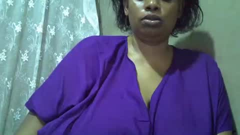 extra_love36 online show from 10.08.25