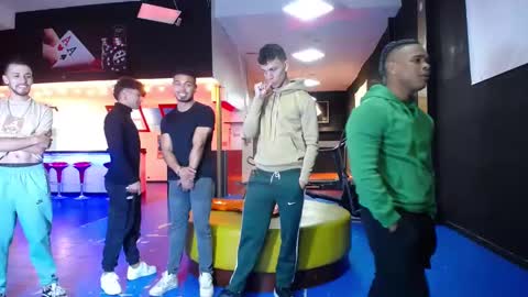 extrangers online show from 02.26.25