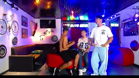 extrangers online show from 01.19.26