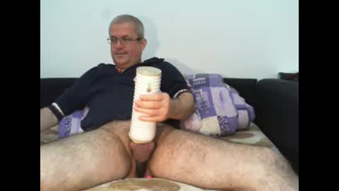 Snapshot of eyes12 chatting on 01.17.25 GEORGE online show from 01.17.25