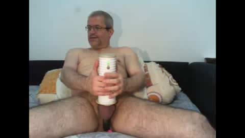 Snapshot of eyes12 chatting on 01.29.25 GEORGE online show from 01.29.25