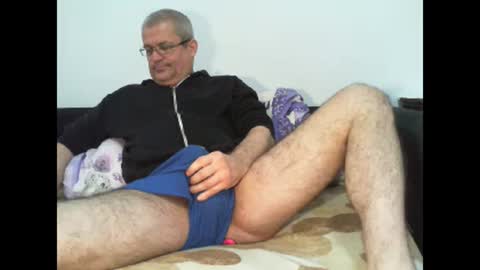 Snapshot of eyes12 chatting on 03.02.25 GEORGE online show from 03.02.25