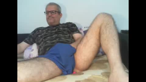 Snapshot of eyes12 chatting on 09.19.25 GEORGE online show from 09.19.25