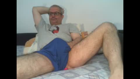 Snapshot of eyes12 chatting on 09.30.25 GEORGE online show from 09.30.25