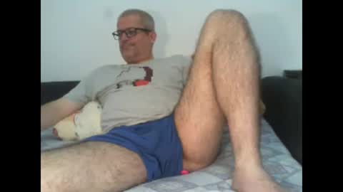 Snapshot of eyes12 chatting on 10.17.25 GEORGE online show from 10.17.25