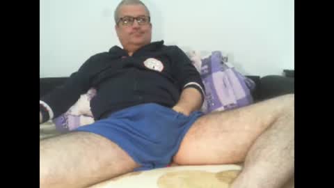 Snapshot of eyes12 chatting on 10.27.25 GEORGE online show from 10.27.25