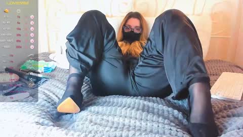 Snapshot of eyescomet chatting on 12.03.24 Im sensual so I act on the situation online show from 12.03.24