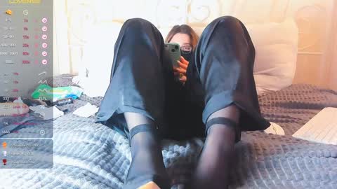 Snapshot of eyescomet chatting on 12.03.24 Im sensual so I act on the situation online show from 12.03.24