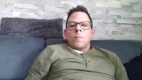 eyesonly85 online show from 03.24.26