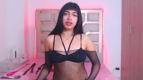 Snapshot of eylin_sofia chatting on 02.27.25 eylin_sofia online show from 02.27.25