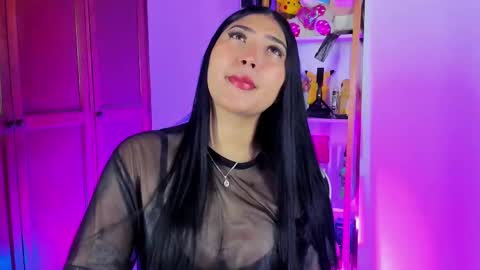 Snapshot of eymy_hadid_ chatting on 09.24.25 Emily online show from 09.24.25