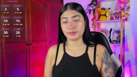 Snapshot of eymy_hadid_ chatting on 11.09.25 Emily online show from 11.09.25