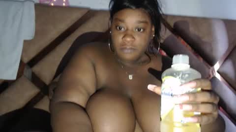 eyshaexotii online show from 12.21.25