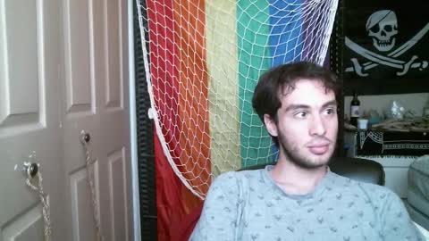 Ezra Naamah online show from 10.05.25