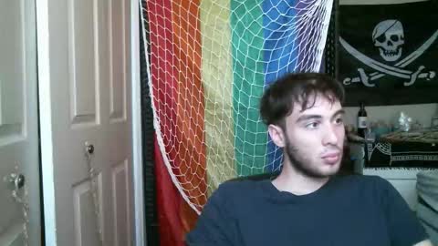 Ezra Naamah online show from 11.02.25