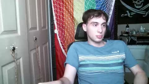 Ezra Naamah online show from 01.12.26