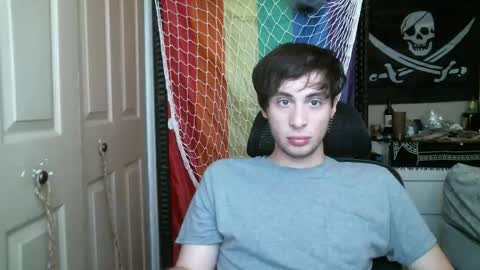 Ezra Naamah online show from 04.16.26