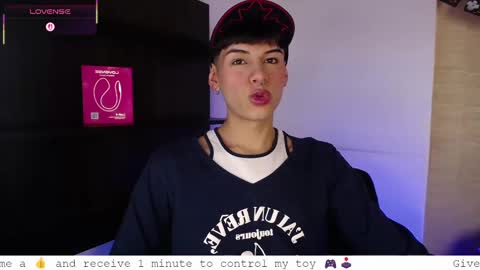 Juan online show from 10.08.25