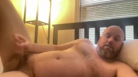 Snapshot of ezrandomguy chatting on 06.18.26 ezrandomguy online show from 06.18.26
