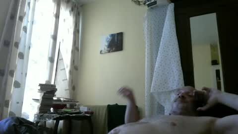 Snapshot of f1zzeek chatting on 07.02.26 f1zzeek online show from 07.02.26