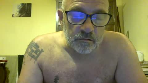 Snapshot of f1zzeek chatting on 07.05.26 f1zzeek online show from 07.05.26