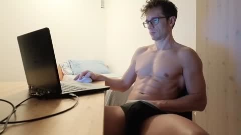 Snapshot of f24570a chatting on 12.01.24 Mick online show from 12.01.24