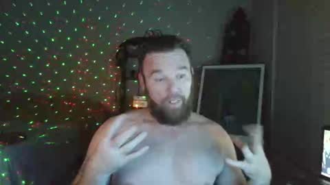 Snapshot of f33l_good chatting on 02.17.26 F33l Good online show from 02.17.26