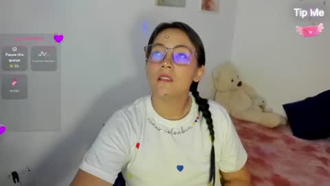 Snapshot of faberdubois1 chatting on 06.27.26 camila online show from 06.27.26