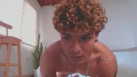 Snapshot of fabrizio_amery chatting on 03.12.25 - A N D E R online show from 03.12.25