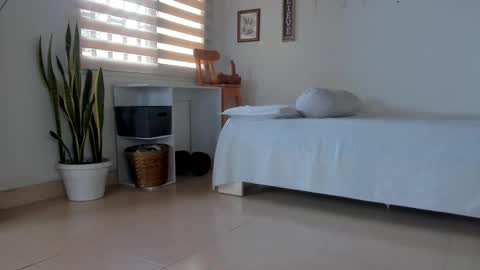 -  A N D E R online show from 12.16.25