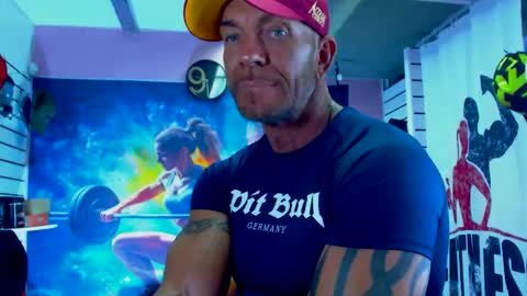 Snapshot of fabxxxl chatting on 10.23.25 fabxxxl online show from 10.23.25