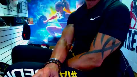 Snapshot of fabxxxl chatting on 10.24.25 fabxxxl online show from 10.24.25