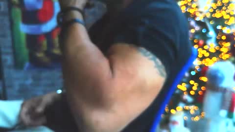 Snapshot of fabxxxl chatting on 11.10.25 fabxxxl online show from 11.10.25