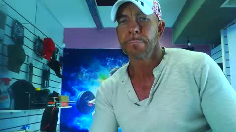 Snapshot of fabxxxl chatting on 11.12.25 fabxxxl online show from 11.12.25