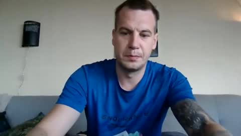 Dennis online show from 09.12.25