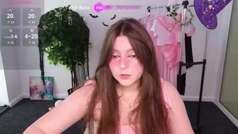 Snapshot of fairy_caramel chatting on 10.28.25 Audrey online show from 10.28.25